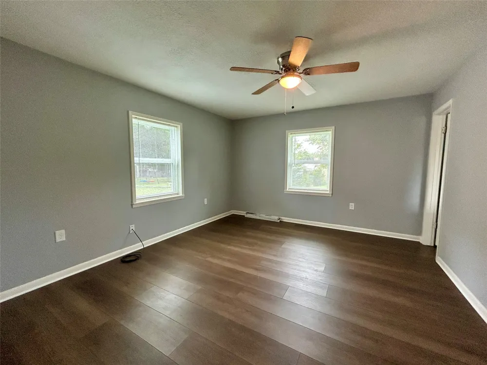111 S Canton Street Mexia, TX 76667