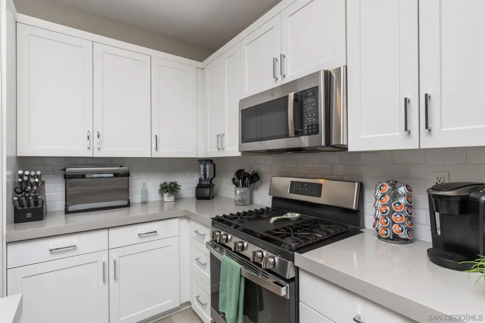 1202 Sunrise View #103 San Marcos, CA 92078
