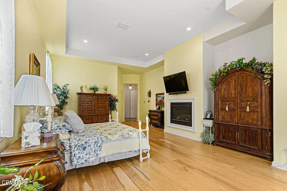 7274 Hightop Street Moorpark, CA 93021