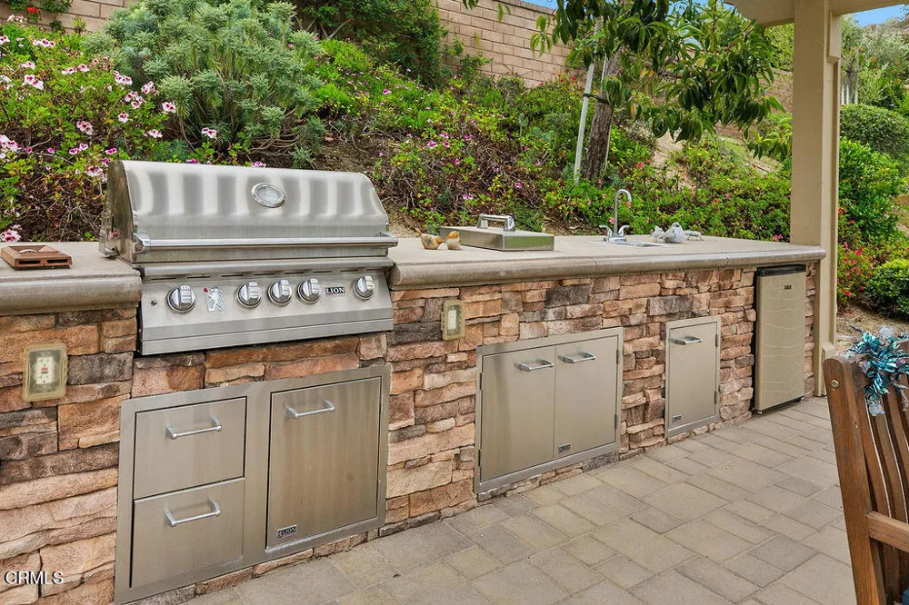 7274 Hightop Street Moorpark, CA 93021