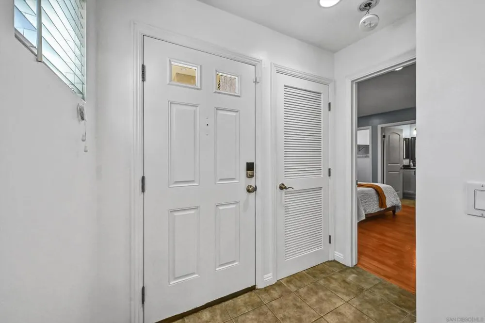 100 Sea Cliff #106 Oceanside, CA 92056
