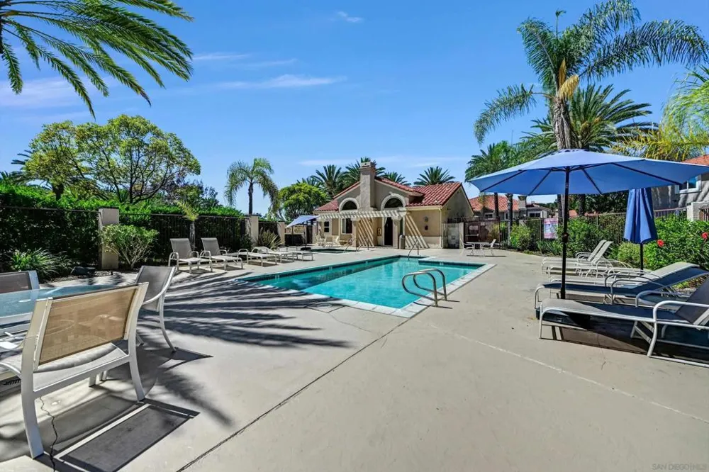 100 Sea Cliff #106 Oceanside, CA 92056