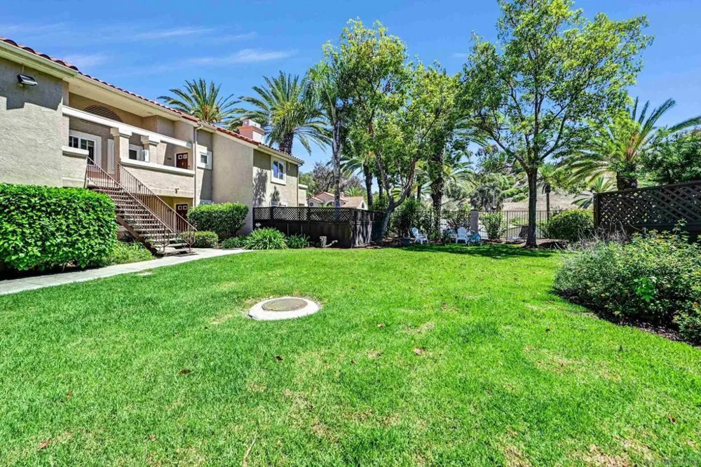 100 Sea Cliff #106 Oceanside, CA 92056