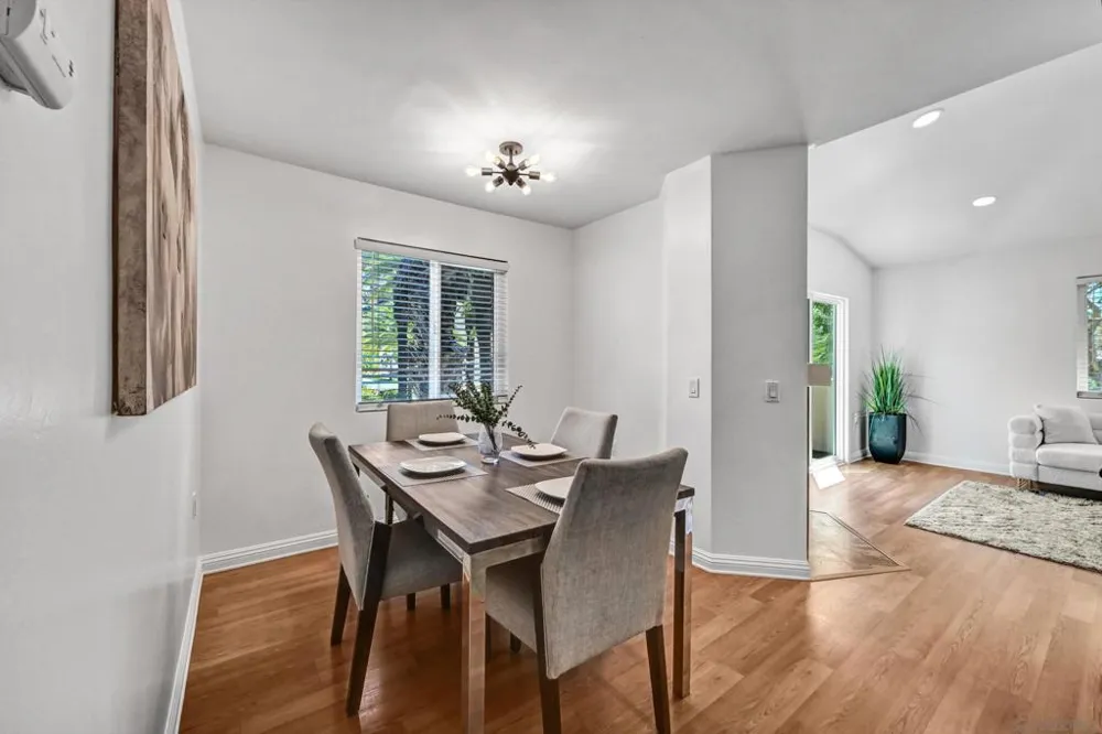 100 Sea Cliff #106 Oceanside, CA 92056