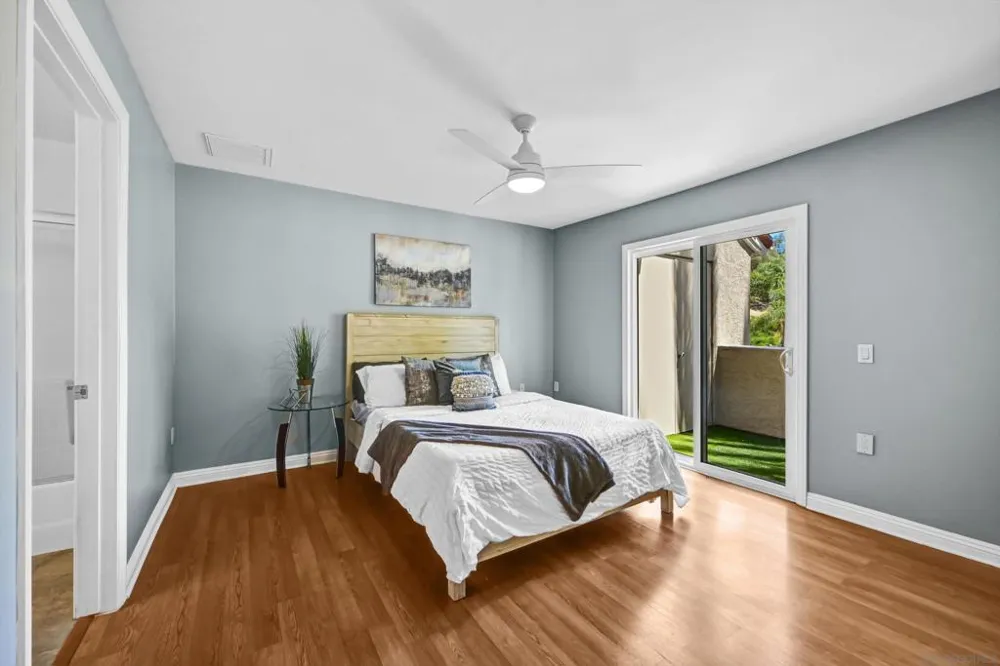 100 Sea Cliff #106 Oceanside, CA 92056
