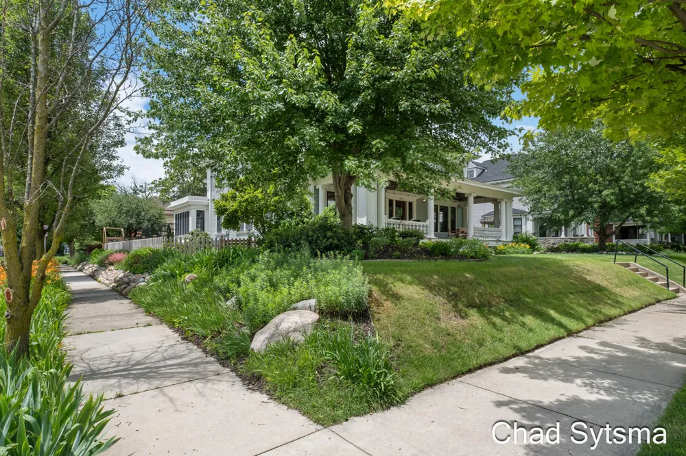 703 Madison Avenue SE Grand Rapids, MI 49503