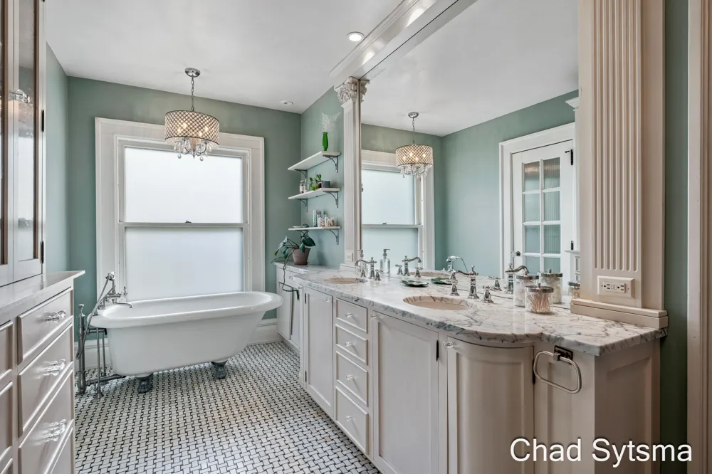 703 Madison Avenue SE Grand Rapids, MI 49503