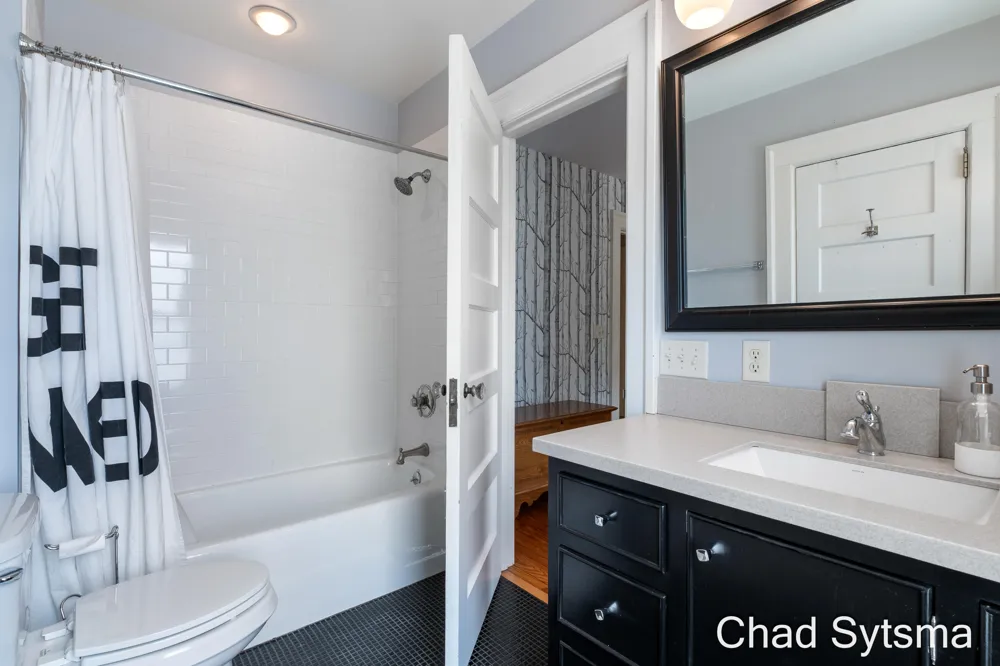 703 Madison Avenue SE Grand Rapids, MI 49503