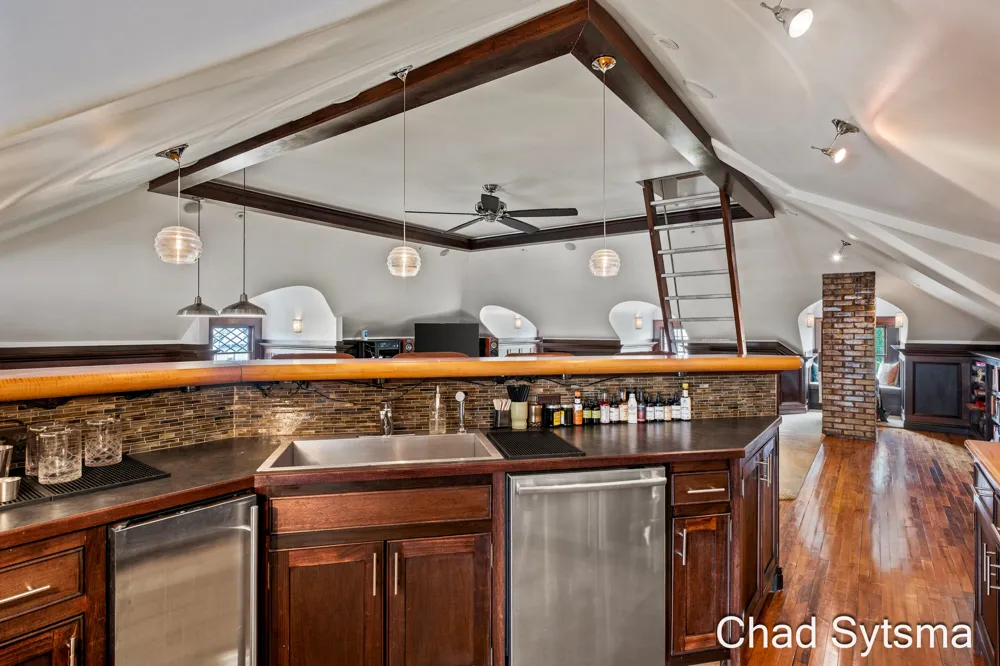 703 Madison Avenue SE Grand Rapids, MI 49503