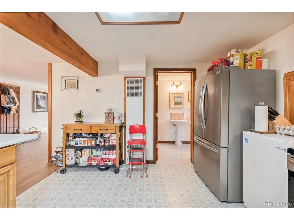 100 Raptor Point Road Golden, CO 80403