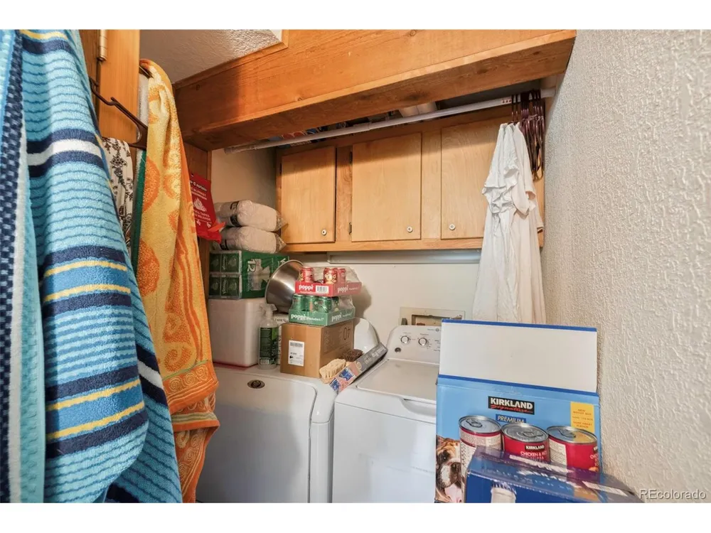 100 Raptor Point Road Golden, CO 80403