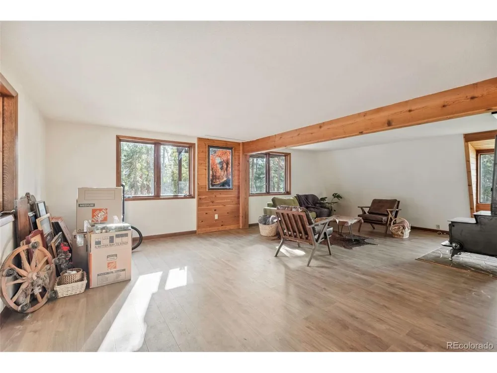 100 Raptor Point Road Golden, CO 80403