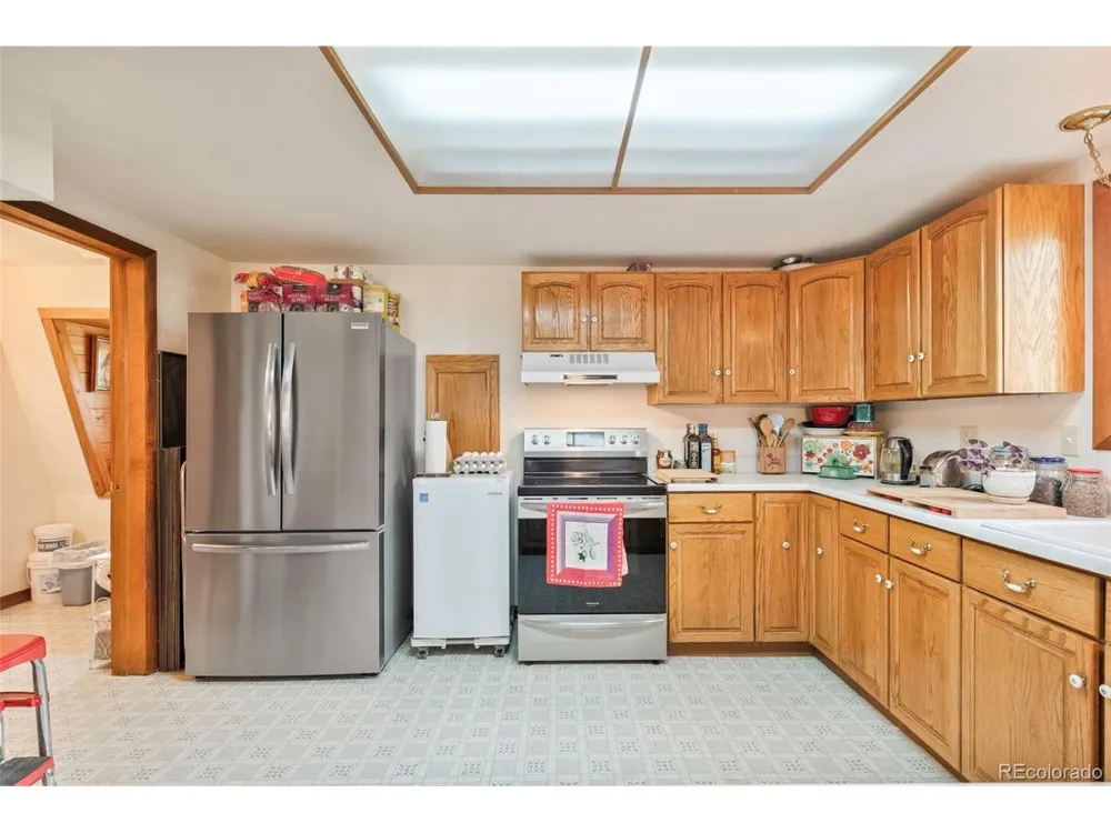 100 Raptor Point Road Golden, CO 80403