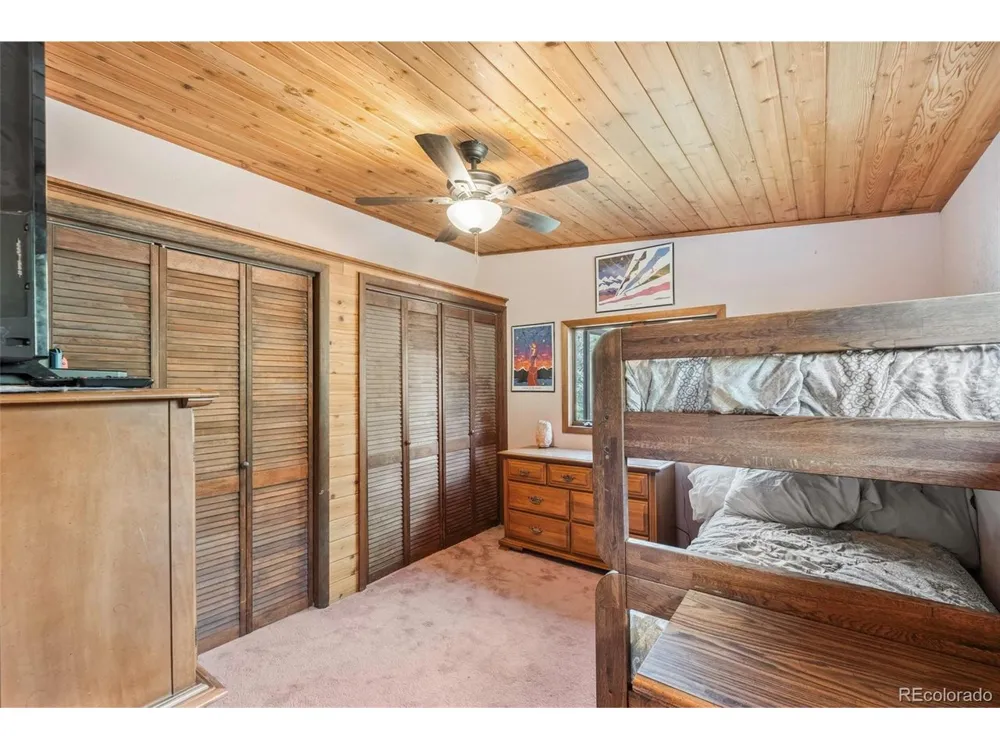 100 Raptor Point Road Golden, CO 80403