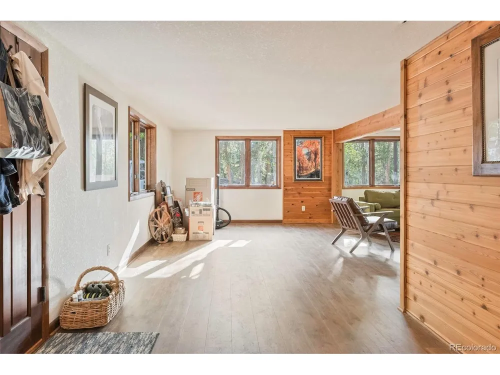 100 Raptor Point Road Golden, CO 80403