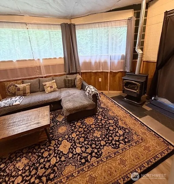 55901 317th Avenue E Ashford, WA 98304