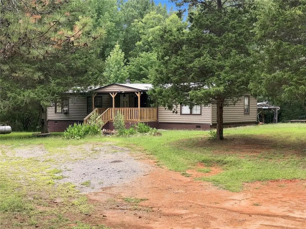 155 Skyview Road Senoia, GA 30276