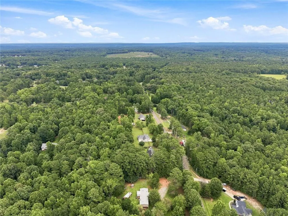 155 Skyview Road Senoia, GA 30276