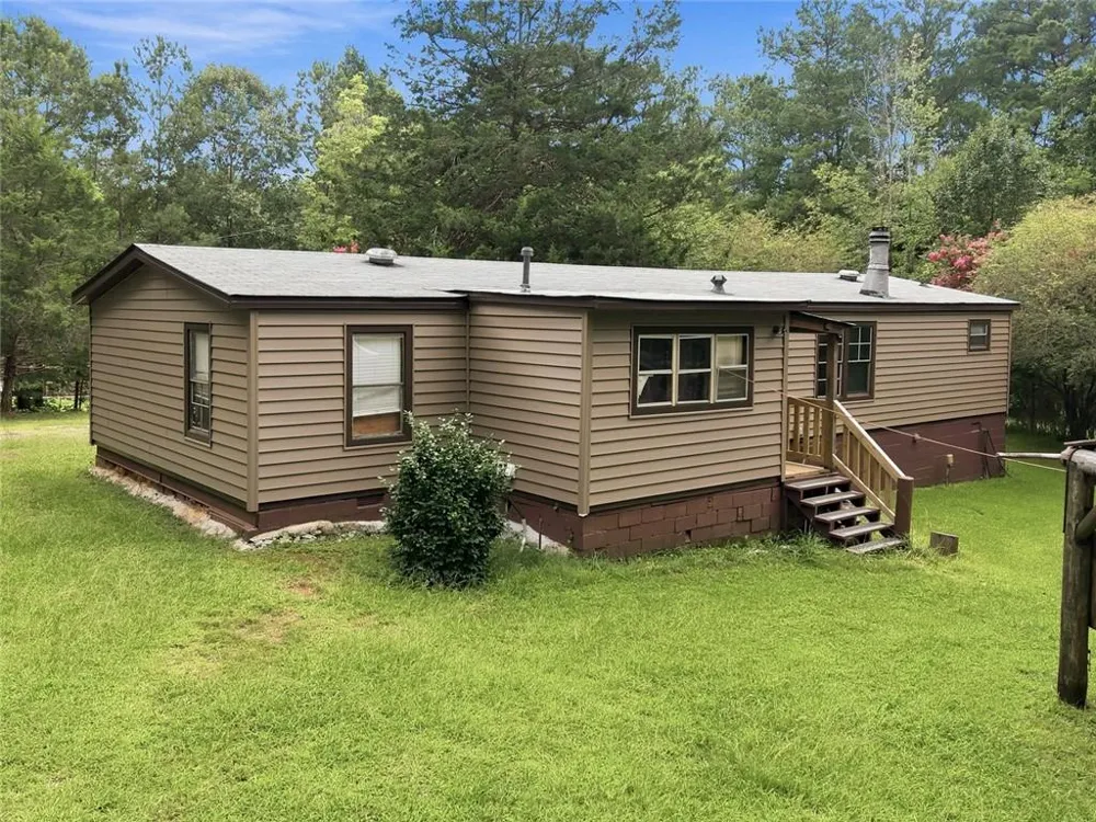 155 Skyview Road Senoia, GA 30276