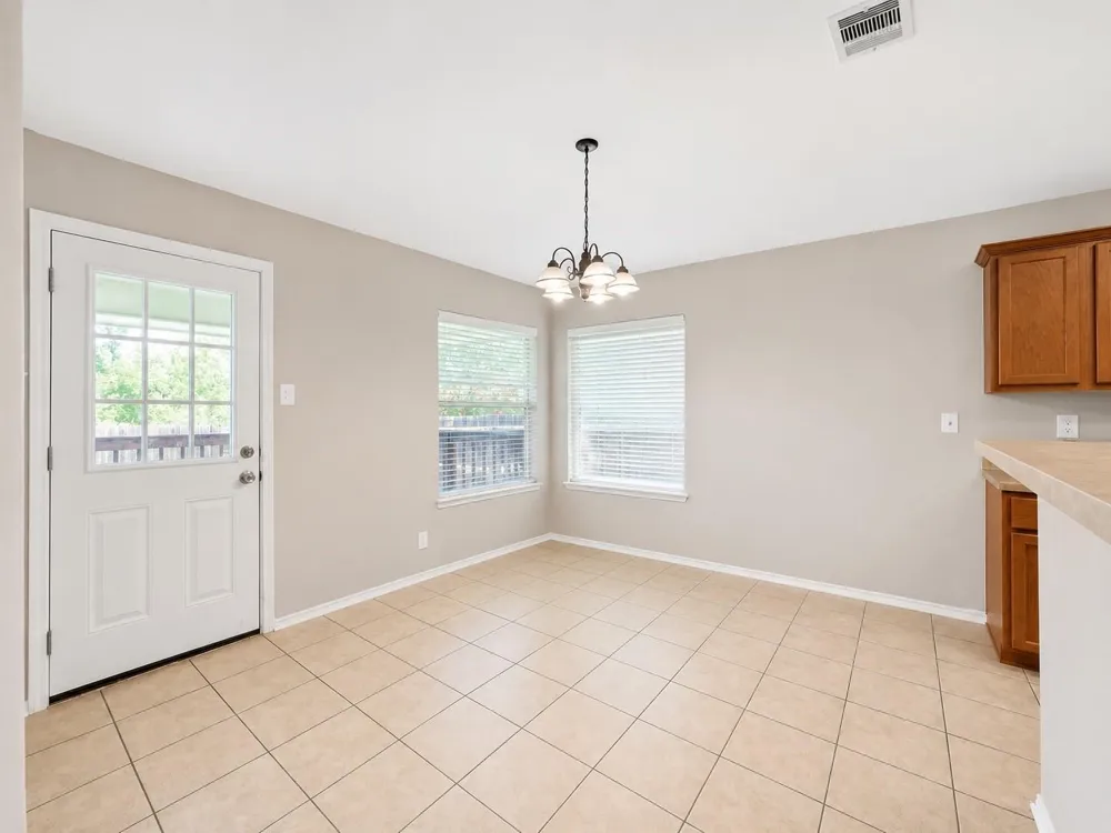 9430 Anderson Way Converse, TX 78109