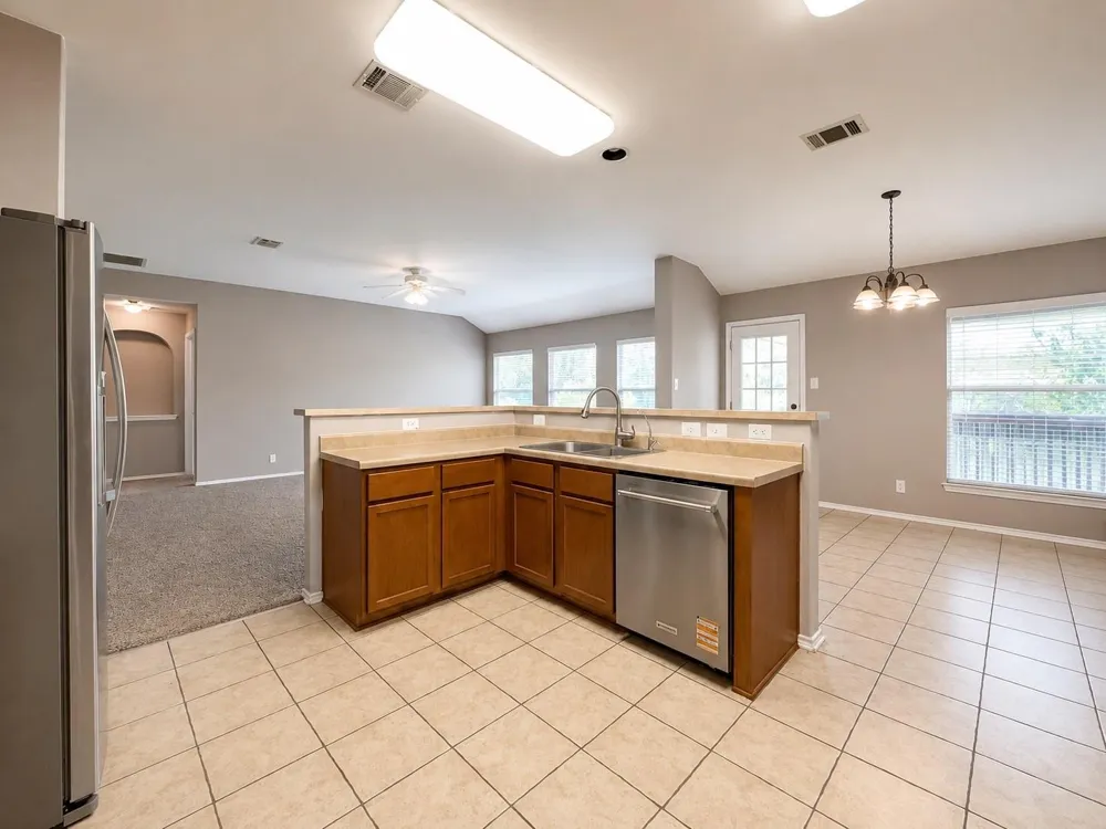 9430 Anderson Way Converse, TX 78109