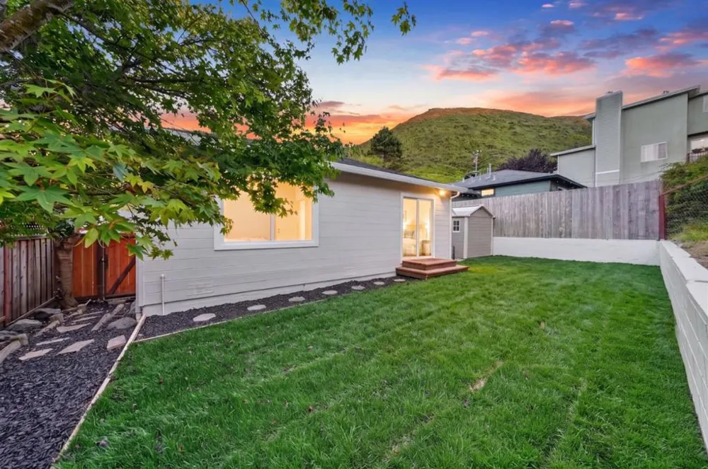 236 Modoc Place Pacifica, CA 94044