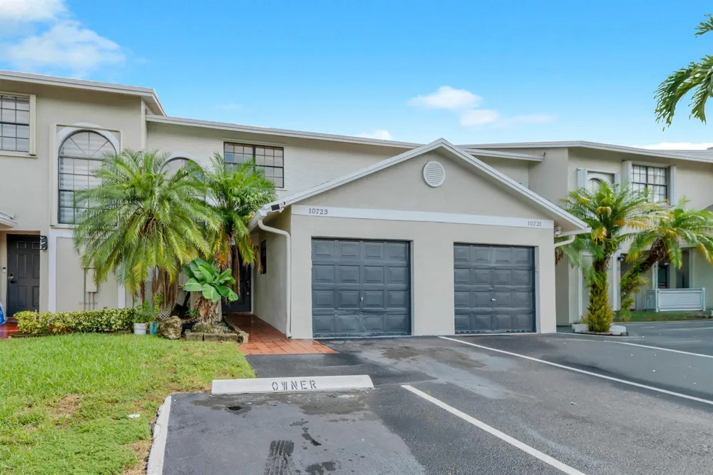 10723 NW 11TH STREET #10723 Pembroke Pines, FL 33026