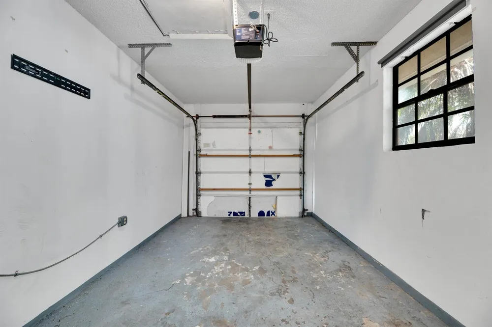 10723 NW 11TH STREET #10723 Pembroke Pines, FL 33026