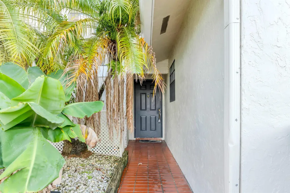 10723 NW 11TH STREET #10723 Pembroke Pines, FL 33026