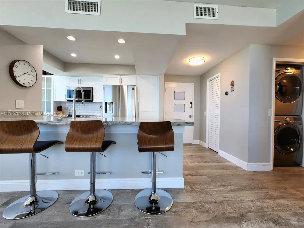 3505 S Ocean Dr #612 Hollywood, FL 33019