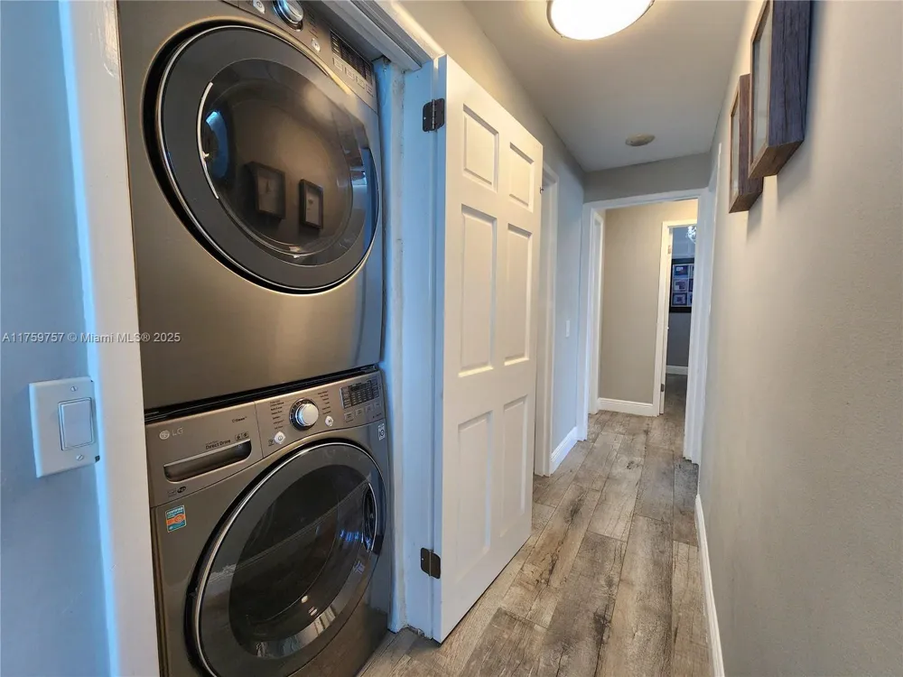 3505 S Ocean Dr #612 Hollywood, FL 33019