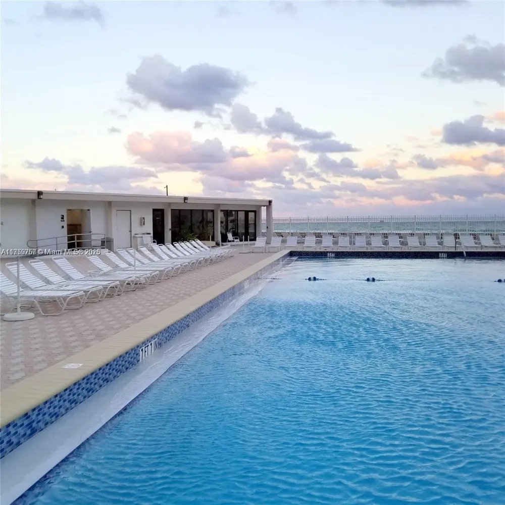 3505 S Ocean Dr #612 Hollywood, FL 33019