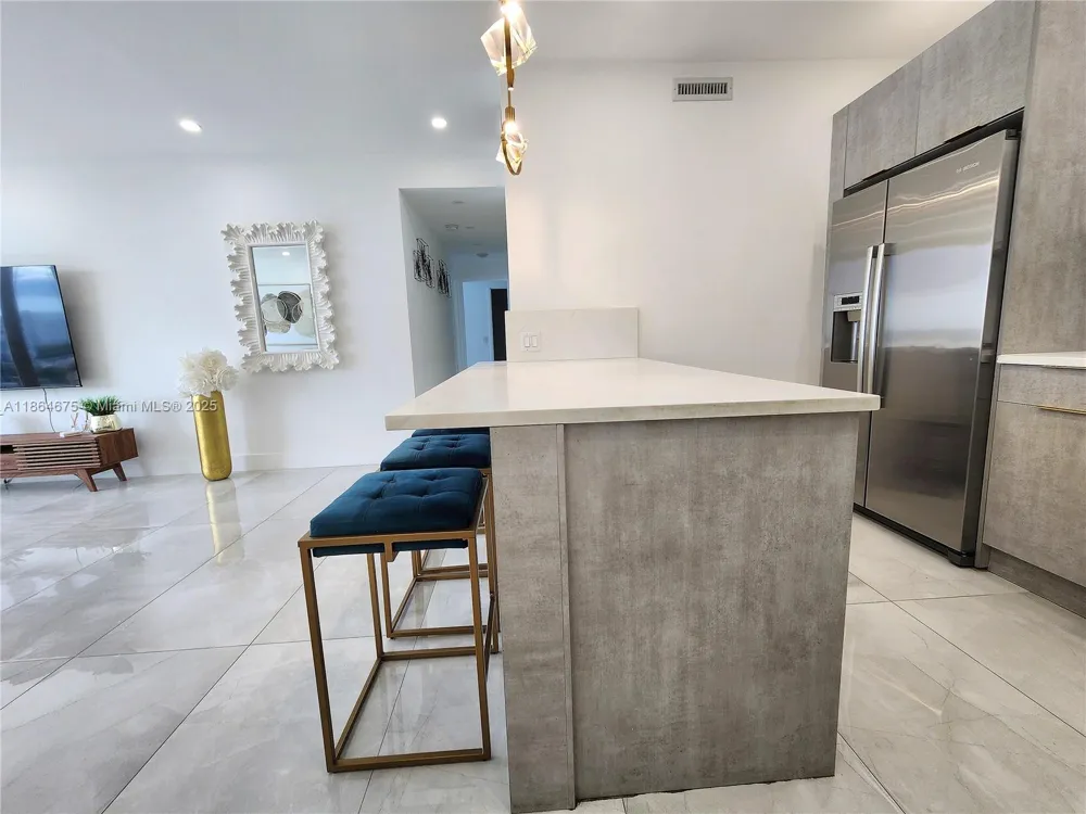 3505 S Ocean Dr #1502 Hollywood, FL 33019