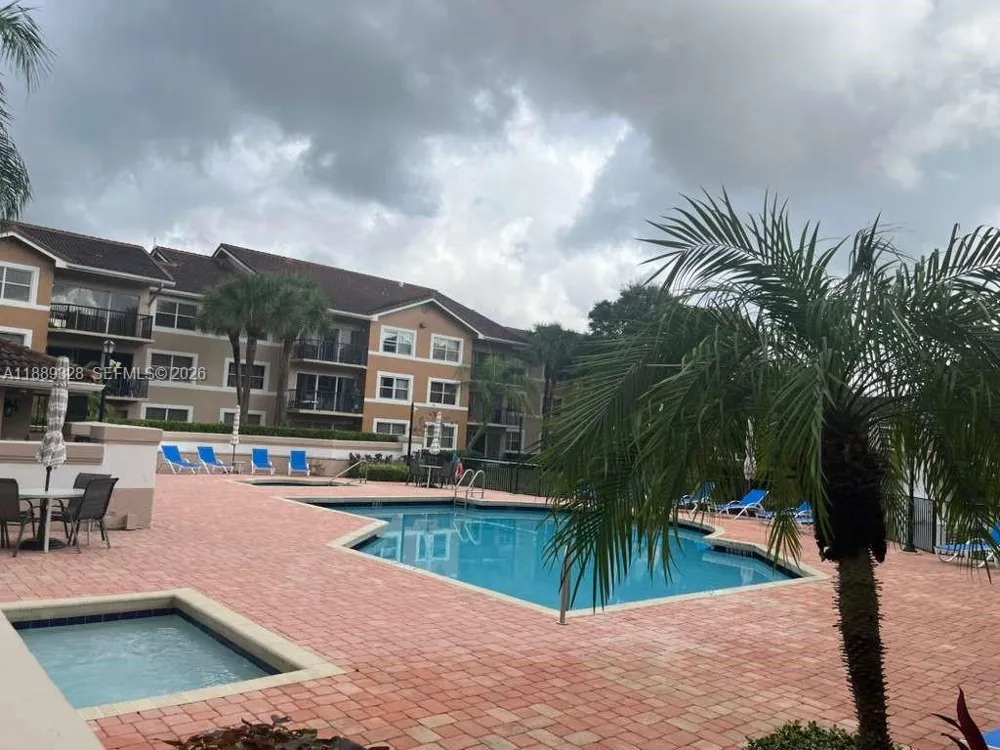 8977 Wiles Rd #103 Coral Springs, FL 33067