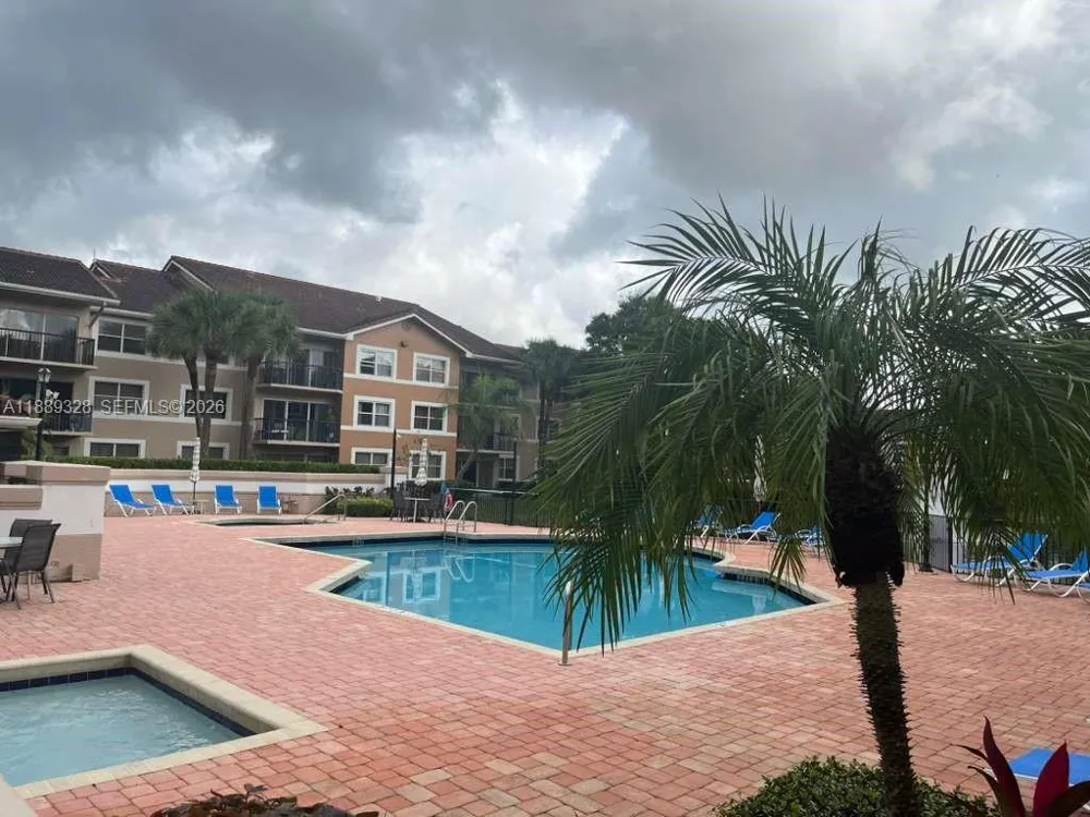8977 Wiles Rd #103 Coral Springs, FL 33067