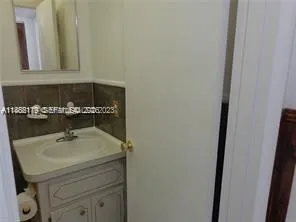 2901 NW 47th Ter #248B Lauderdale Lakes, FL 33313