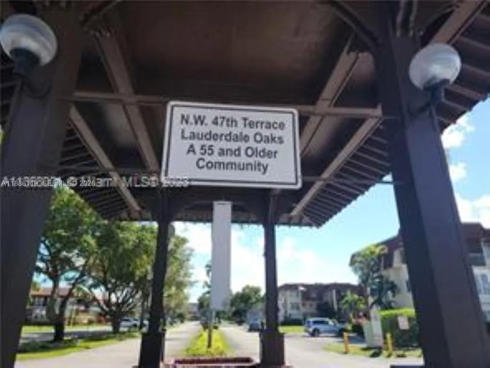 2901 NW 47th Ter #248B Lauderdale Lakes, FL 33313