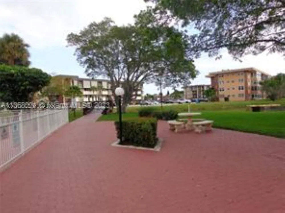 2901 NW 47th Ter #248B Lauderdale Lakes, FL 33313