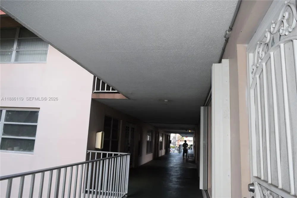 2901 NW 47th Ter #248B Lauderdale Lakes, FL 33313