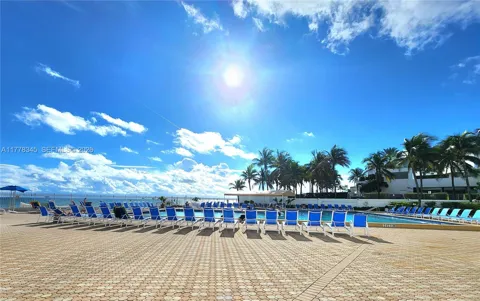 3505 S Ocean Dr #610