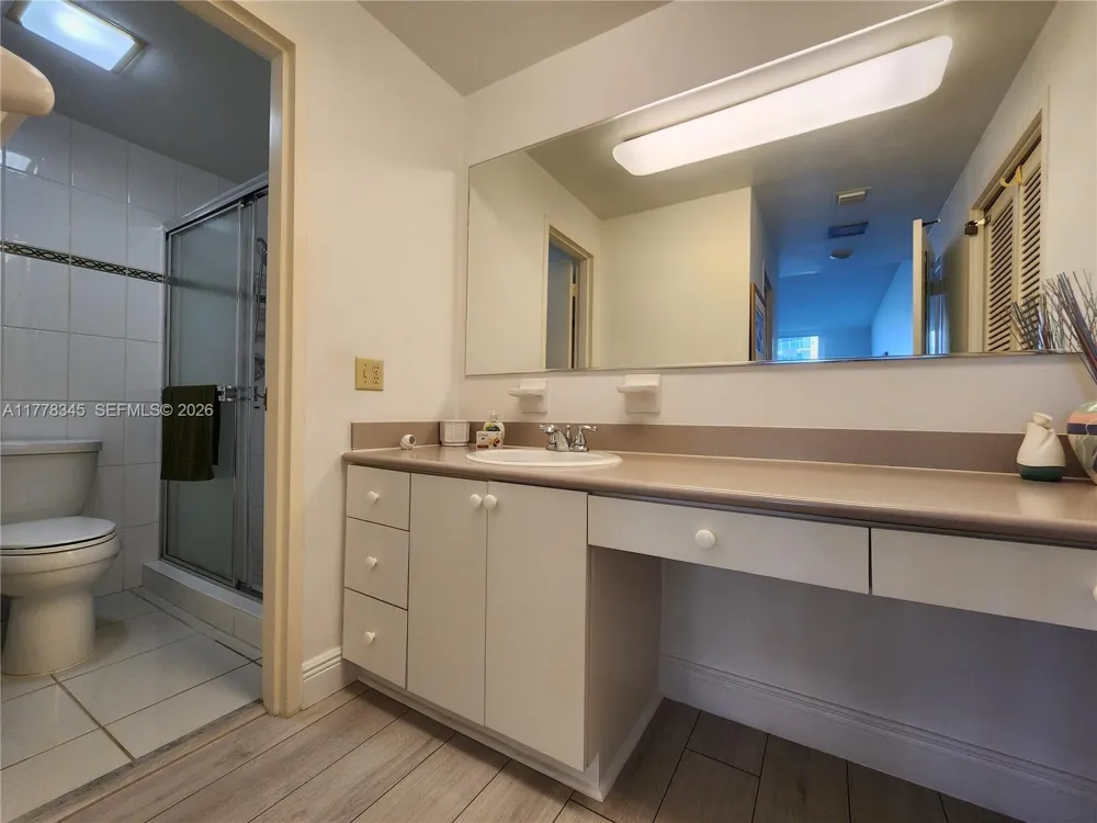 3505 S Ocean Dr #610 Hollywood, FL 33019