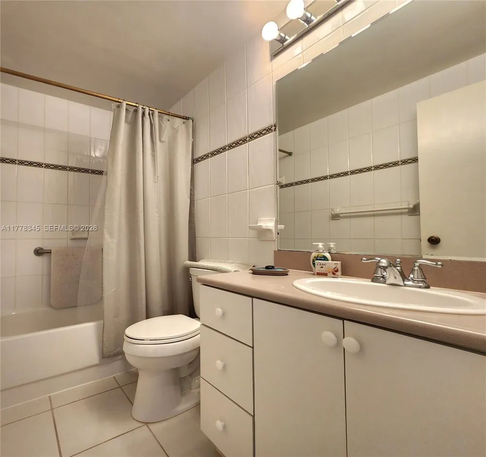 3505 S Ocean Dr #610 Hollywood, FL 33019