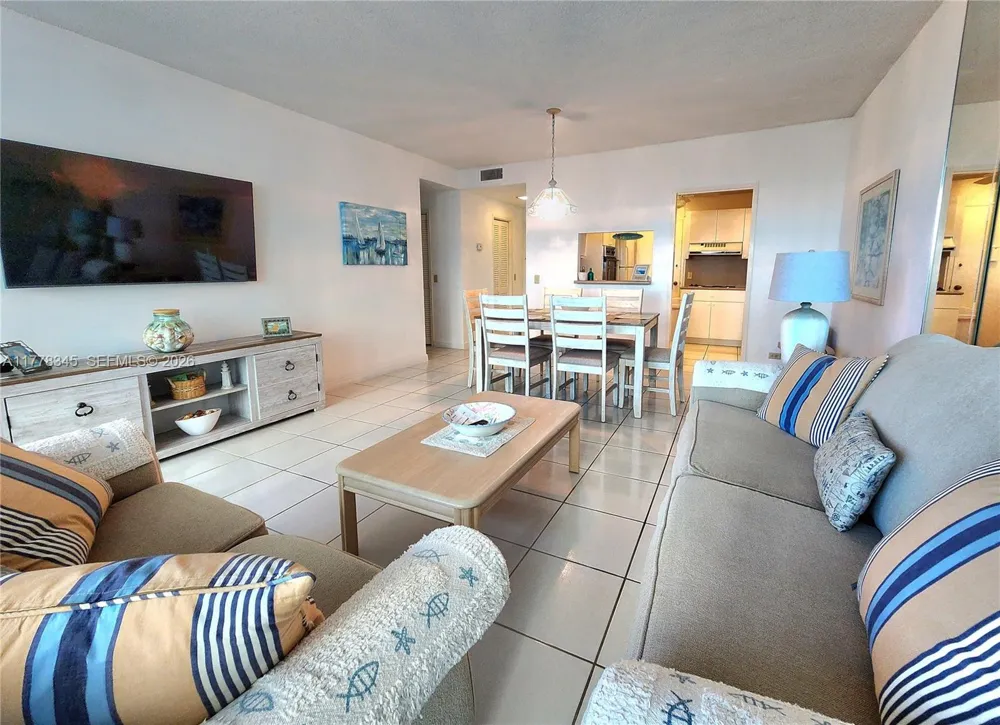 3505 S Ocean Dr #610 Hollywood, FL 33019