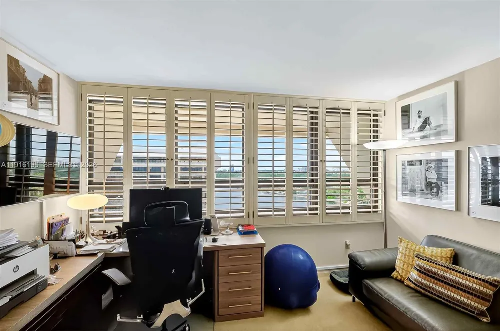 2 Grove Isle Dr #B1804 Coconut Grove, FL 33133