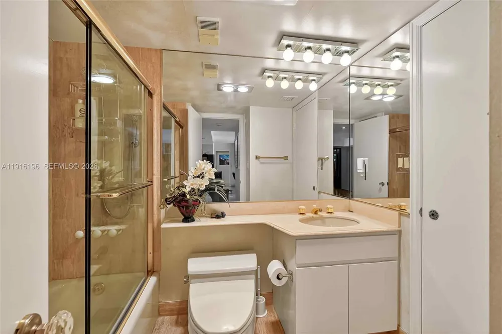 2 Grove Isle Dr #B1804 Coconut Grove, FL 33133
