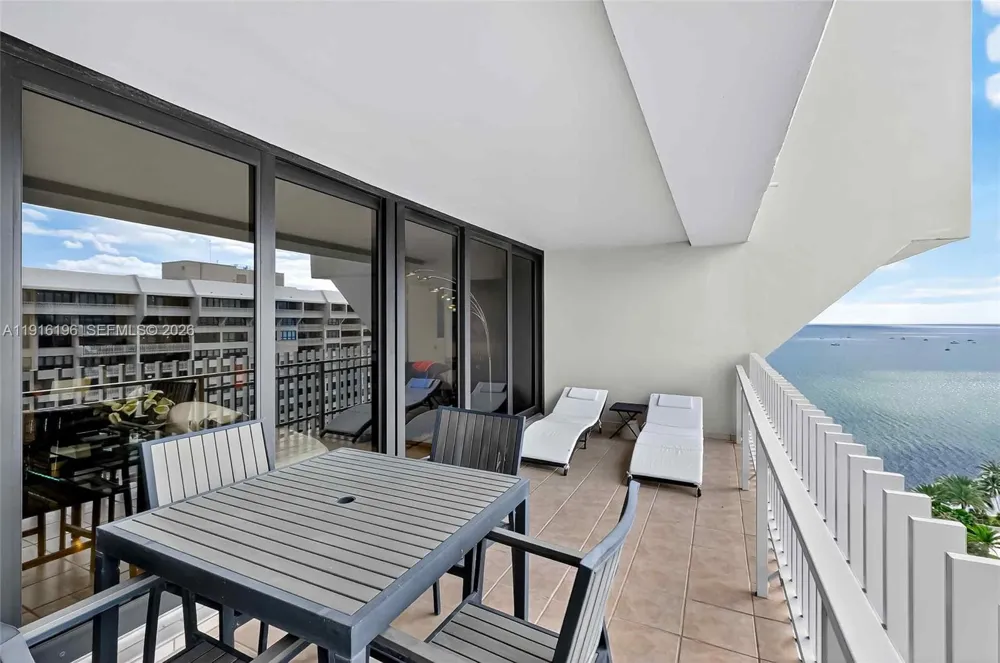 2 Grove Isle Dr #B1804 Coconut Grove, FL 33133
