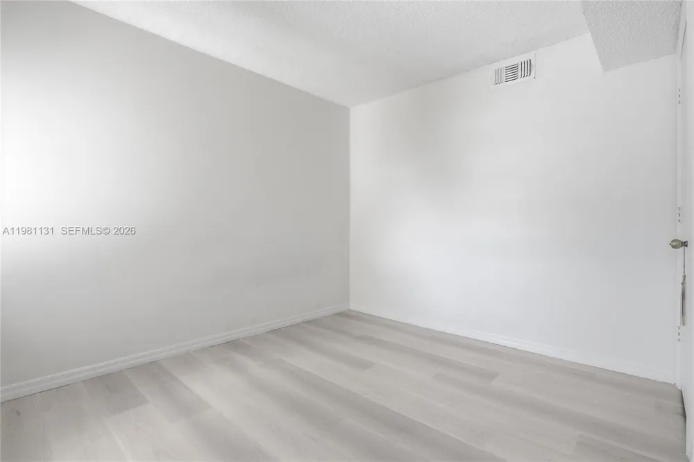 2066 Madeira Dr #2066 Weston, FL 33327