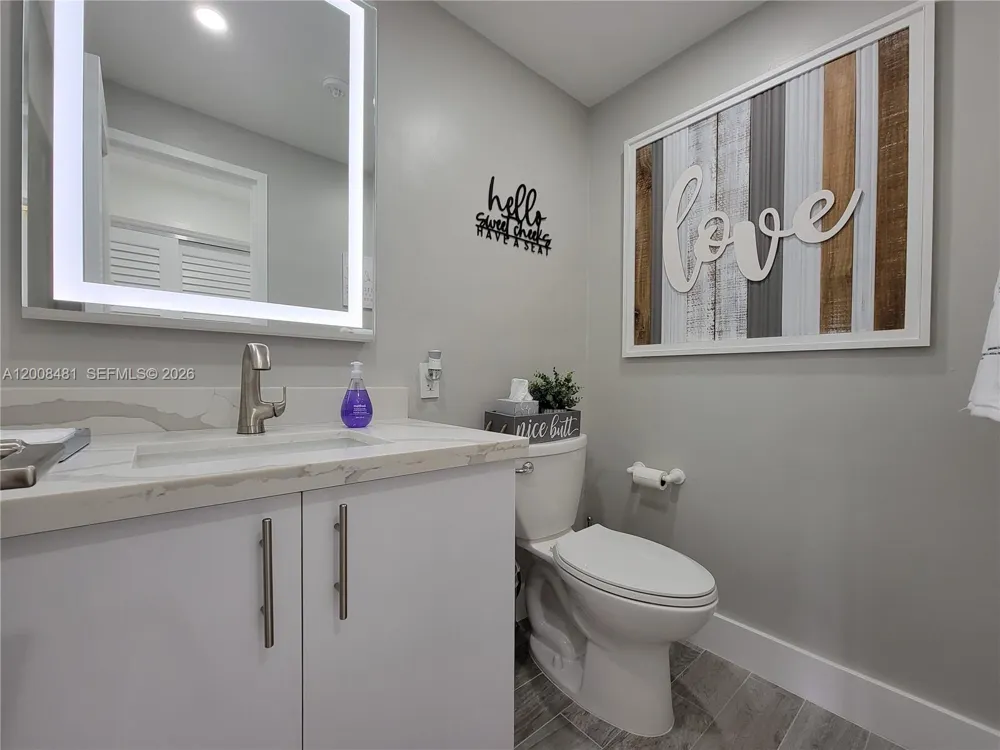 3505 S Ocean Dr #1203 Hollywood, FL 33019