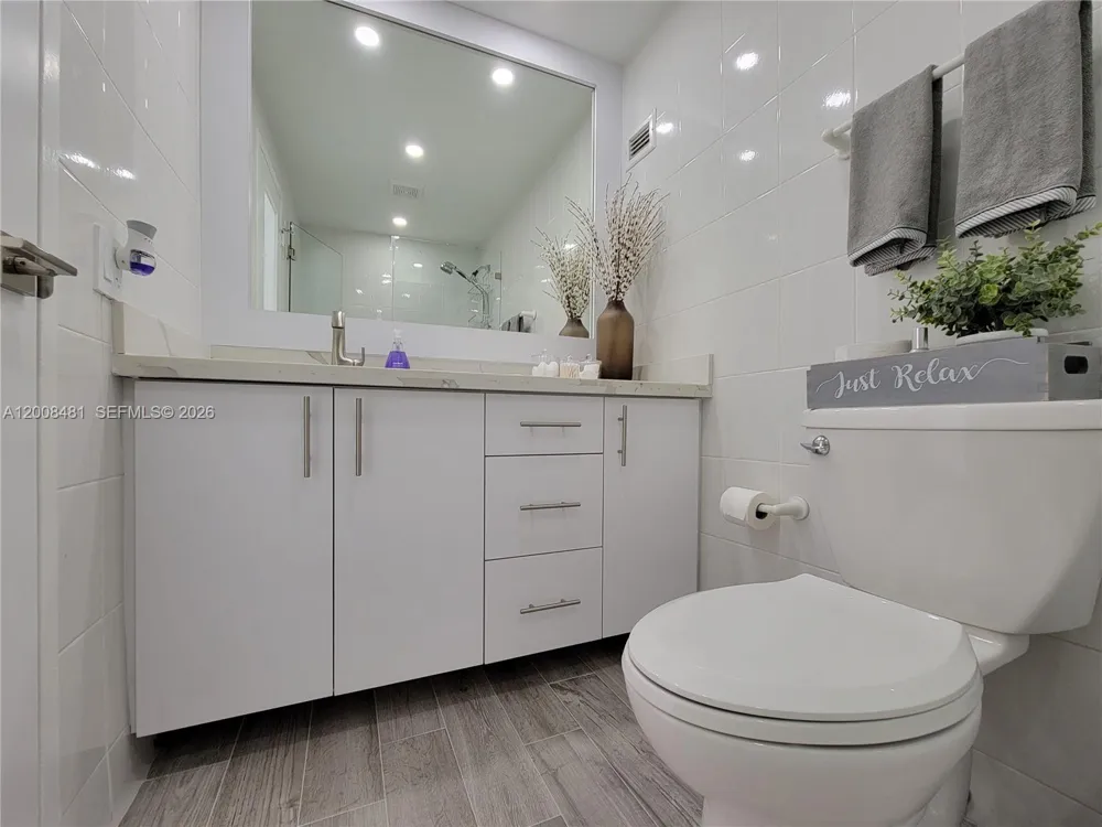 3505 S Ocean Dr #1203 Hollywood, FL 33019