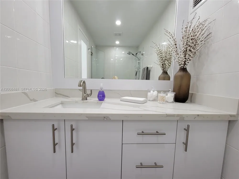 3505 S Ocean Dr #1203 Hollywood, FL 33019